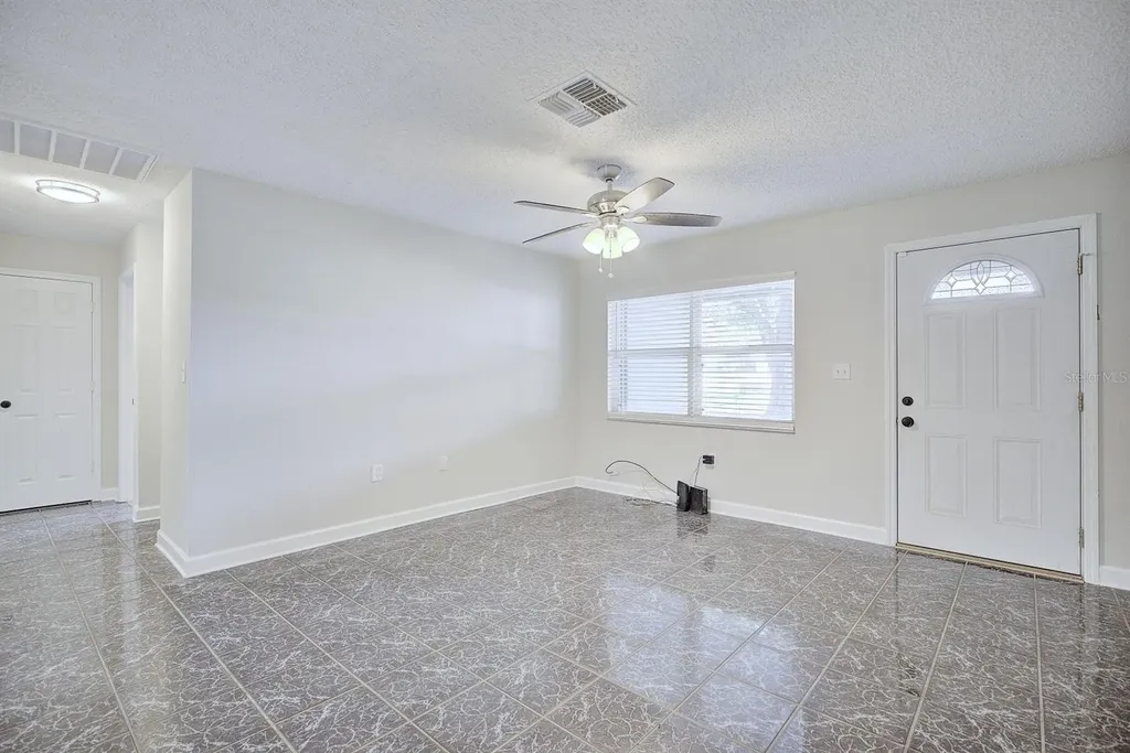 1245 Honeytree Ln E Lane E Lakeland FL 33801