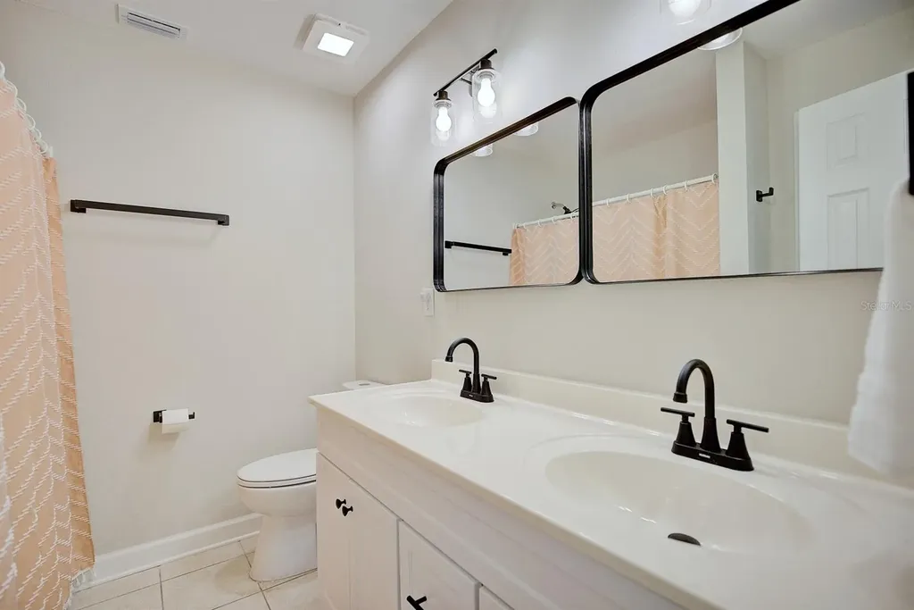 1245 Honeytree Ln E Lane E Lakeland FL 33801