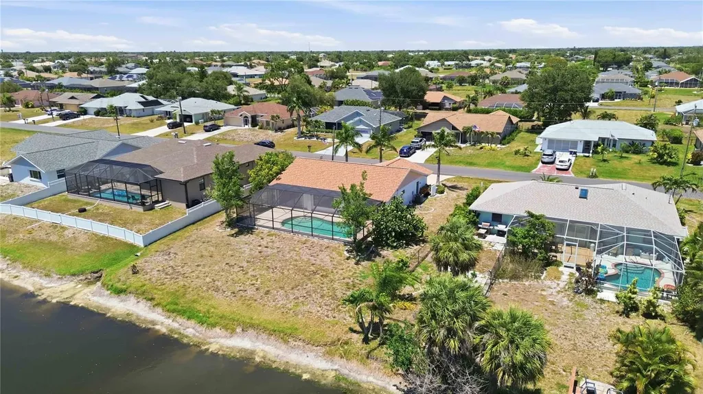 244 Mark Twain Lane Rotonda West FL 33947