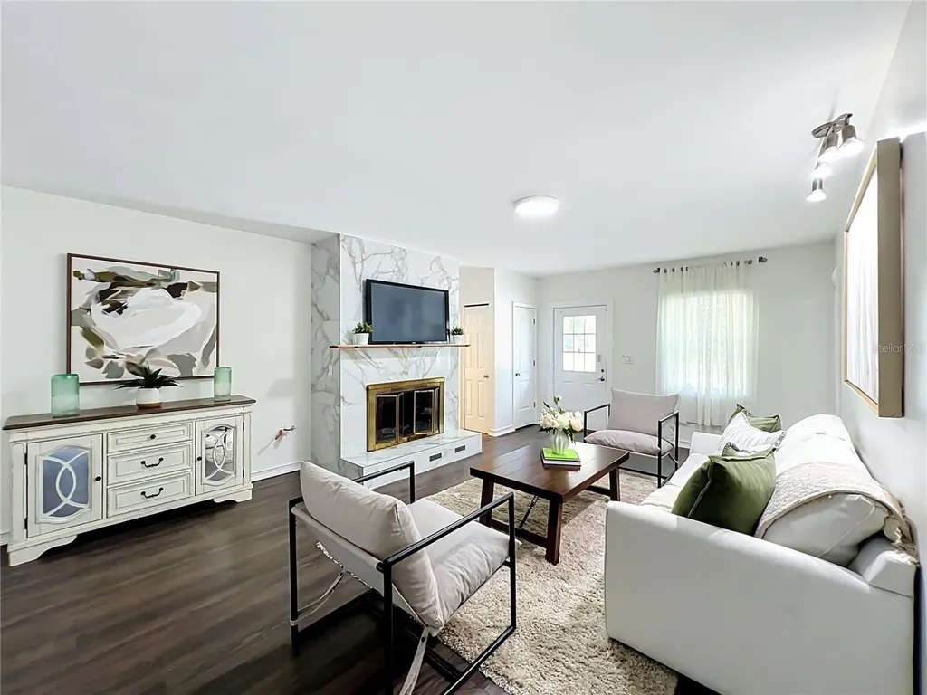 52 Clark Street Oviedo FL 32765