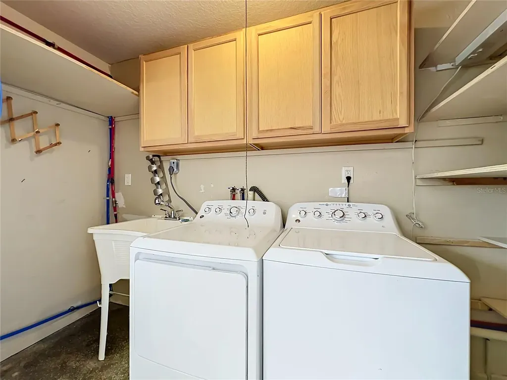 52 Clark Street Oviedo FL 32765