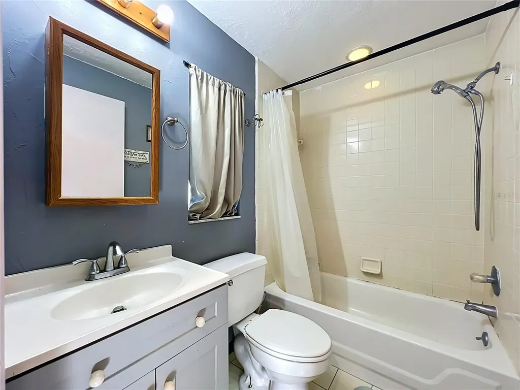 52 Clark Street Oviedo FL 32765