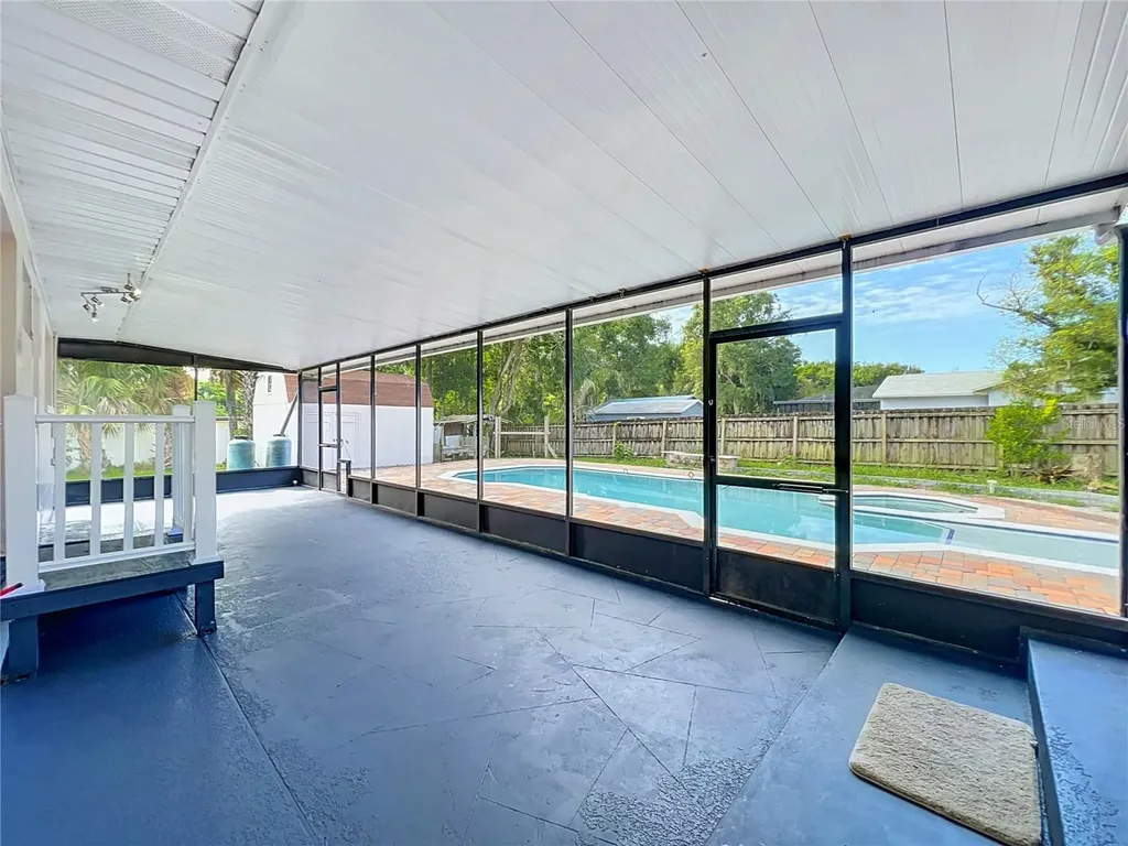 52 Clark Street Oviedo FL 32765