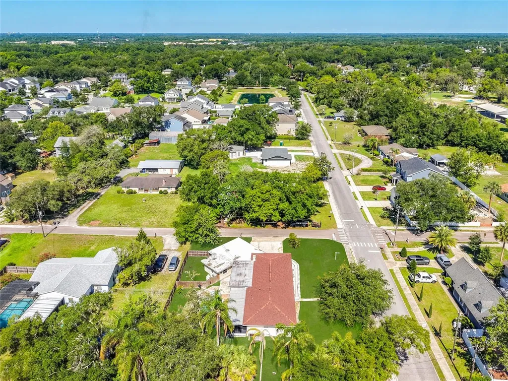52 Clark Street Oviedo FL 32765