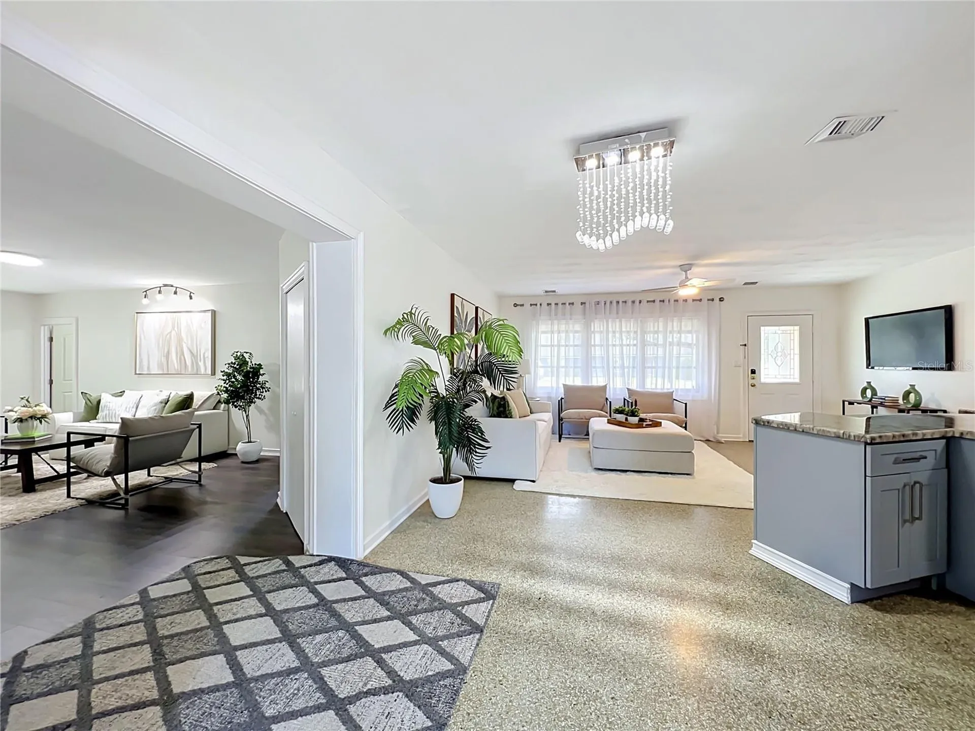 52 Clark Street Oviedo FL 32765