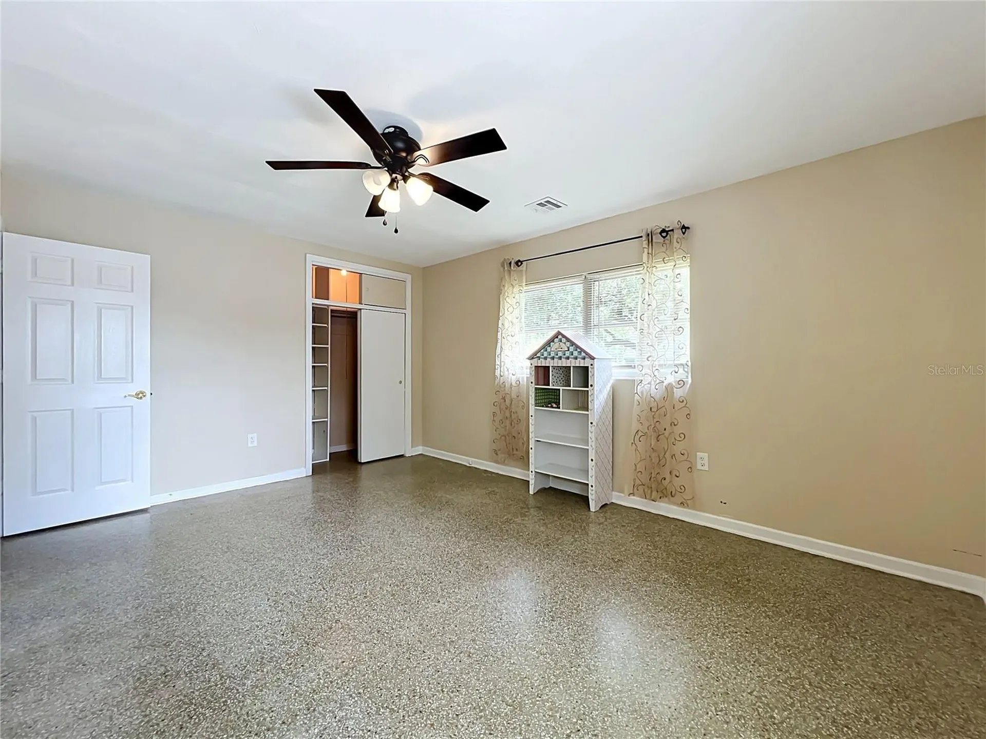 52 Clark Street Oviedo FL 32765