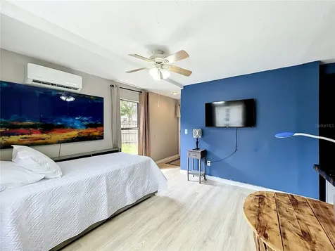 52 Clark Street Oviedo FL 32765