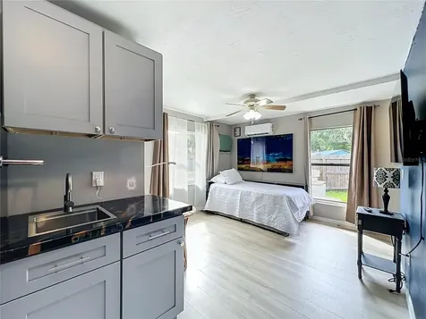 52 Clark Street Oviedo FL 32765