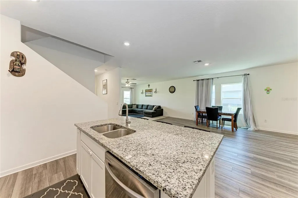 9027 Waxwing Way Parrish FL 34219