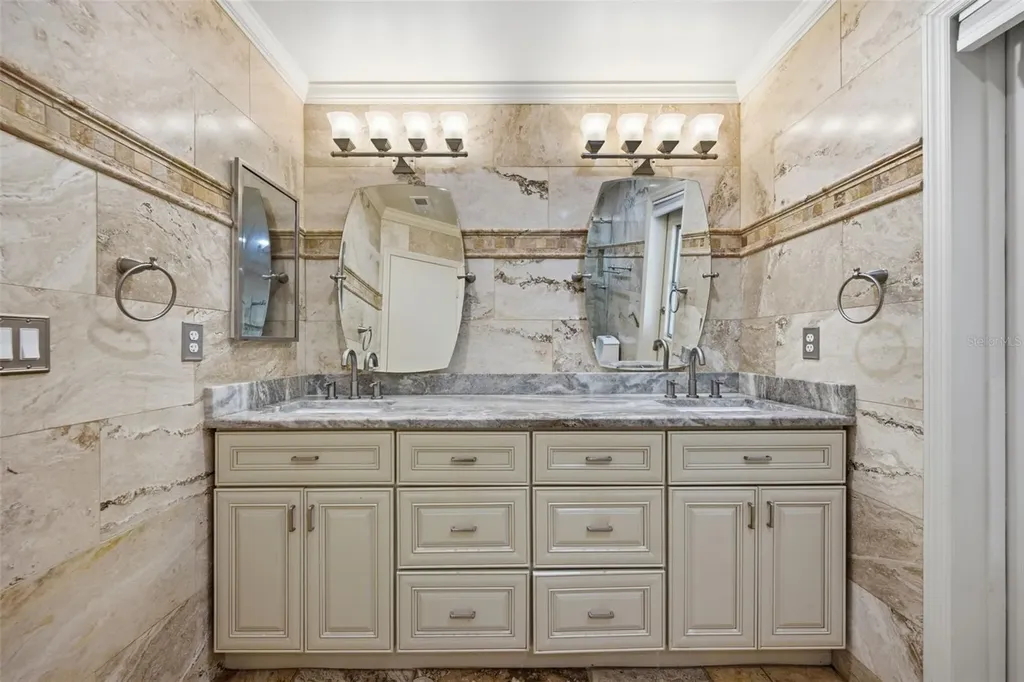 5113 Pennsbury Drive Tampa FL 33624