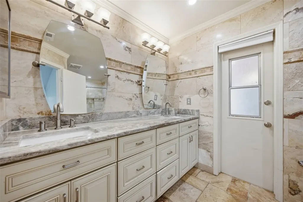 5113 Pennsbury Drive Tampa FL 33624