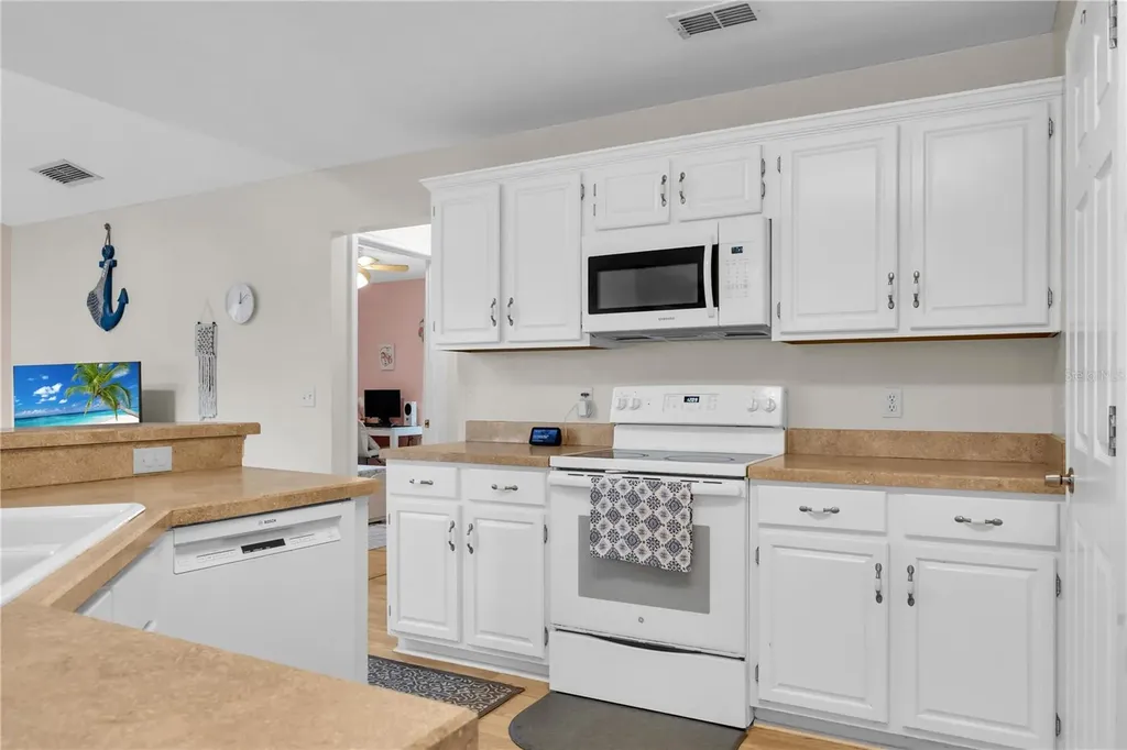 170 Oak View Circle Lake Mary FL 32746