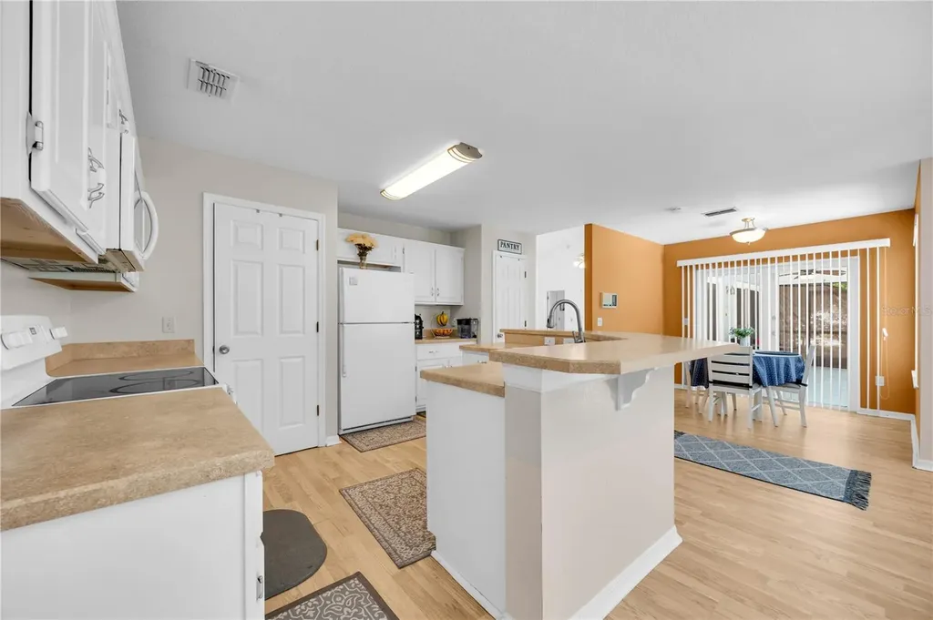 170 Oak View Circle Lake Mary FL 32746