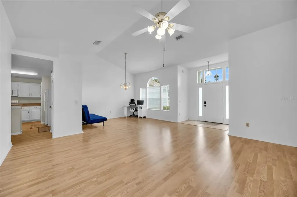 170 Oak View Circle Lake Mary FL 32746