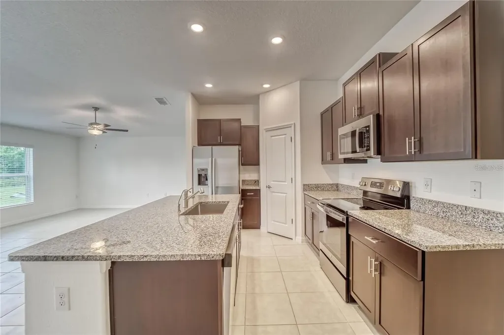 5514 Blue Azure Drive Wimauma FL 33598