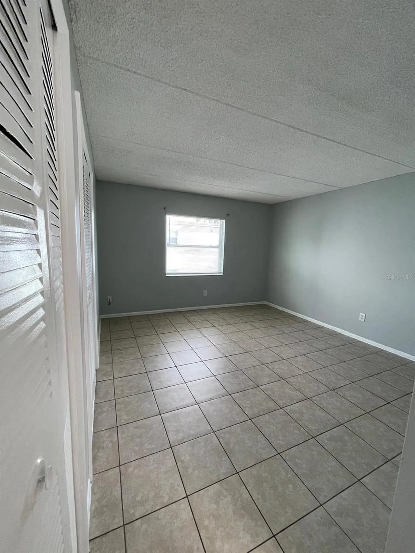 2835 Somerset Park Drive Tampa FL 33613