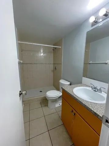 2835 Somerset Park Drive Tampa FL 33613