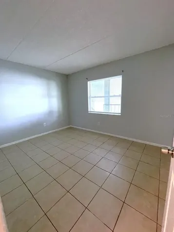 2835 Somerset Park Drive Tampa FL 33613