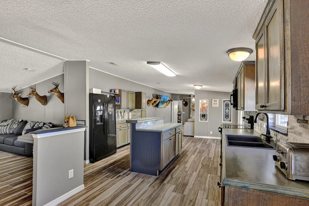 141 Woods Road San Mateo FL 32187