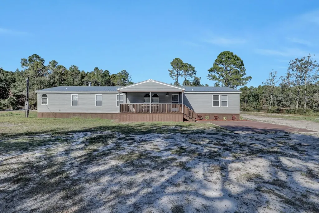 141 Woods Road San Mateo FL 32187