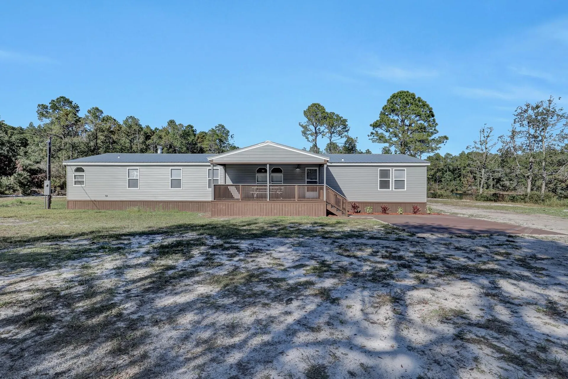 141 Woods Road San Mateo FL 32187