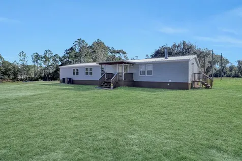 141 Woods Road San Mateo FL 32187