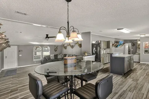 141 Woods Road San Mateo FL 32187