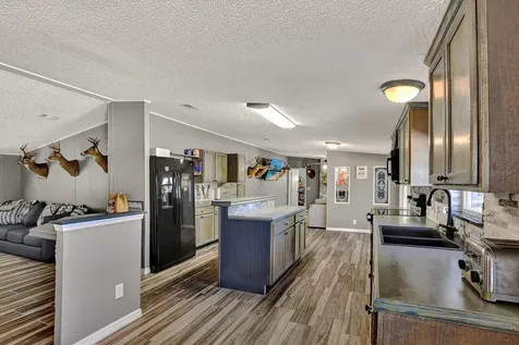 141 Woods Road San Mateo FL 32187