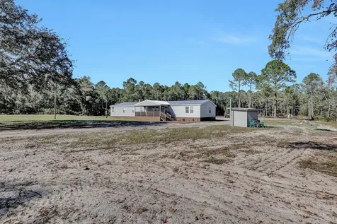 141 Woods Road San Mateo FL 32187