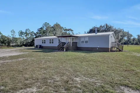 141 Woods Road San Mateo FL 32187