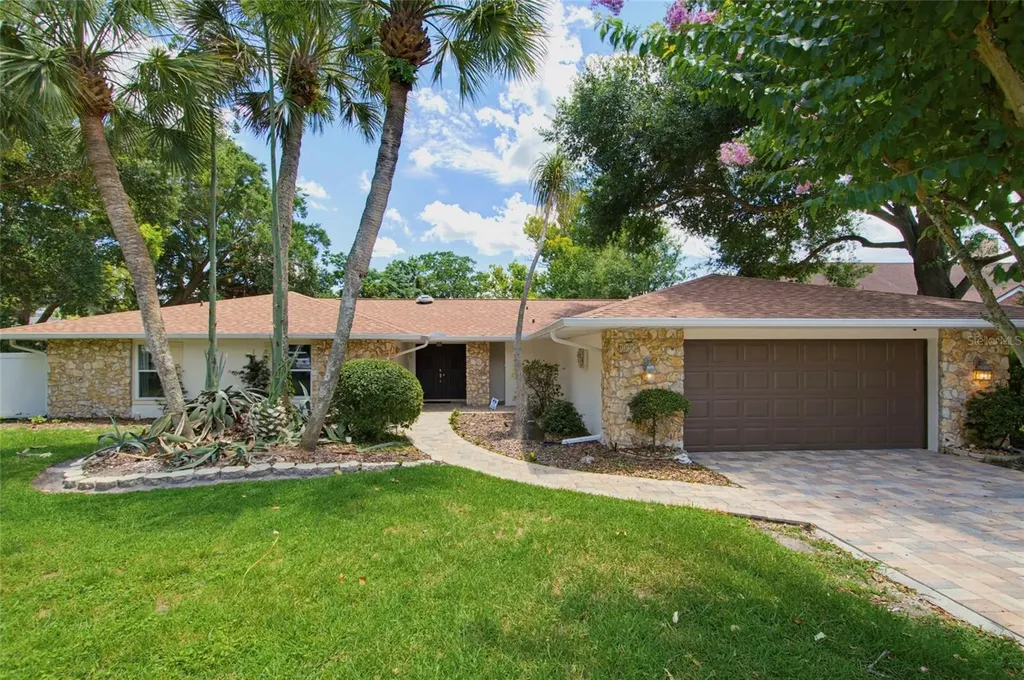 125 Spring Lake Hills Drive Altamonte Springs FL 32714
