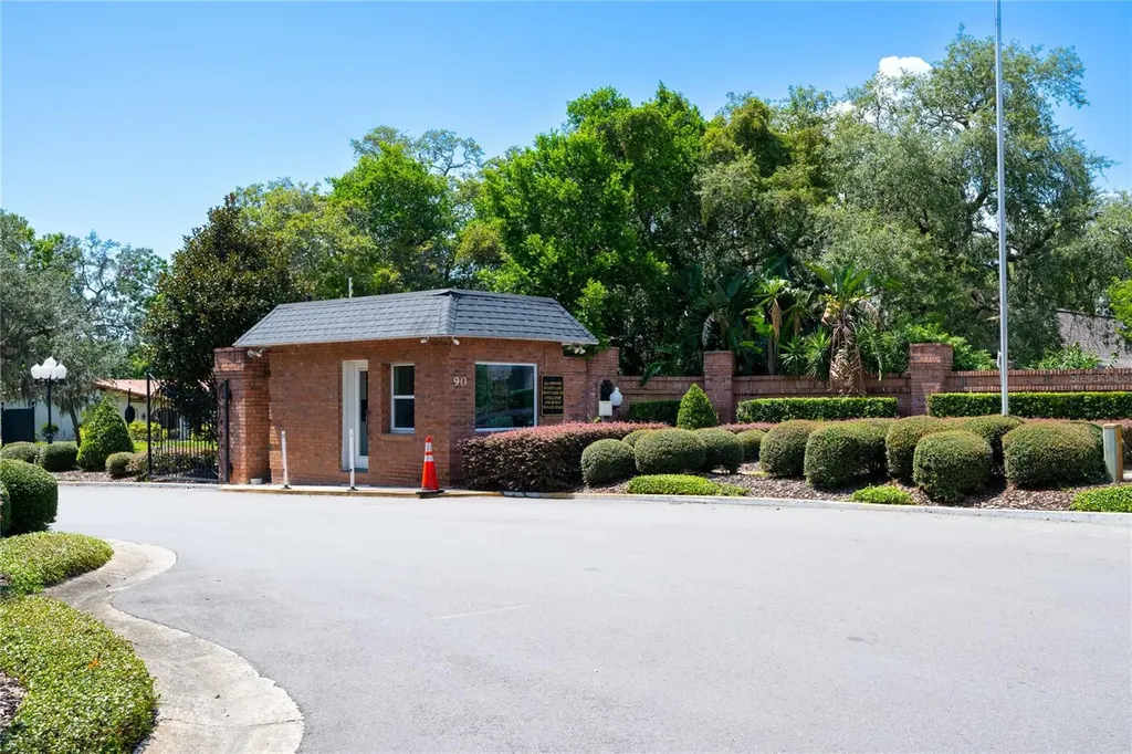 125 Spring Lake Hills Drive Altamonte Springs FL 32714