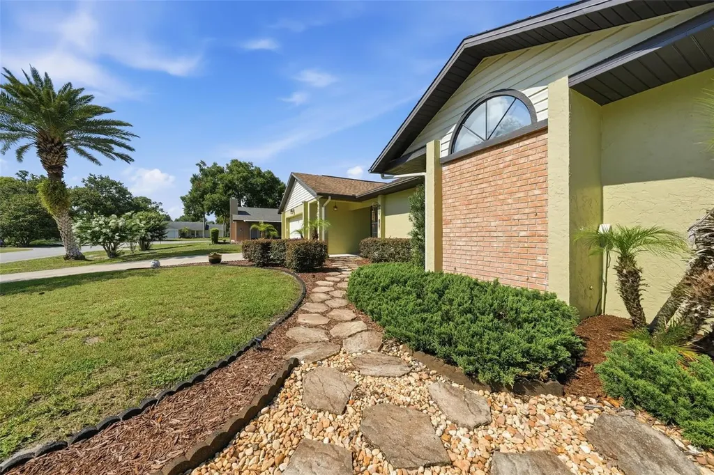 103 Ridgecrest Drive Eustis FL 32726