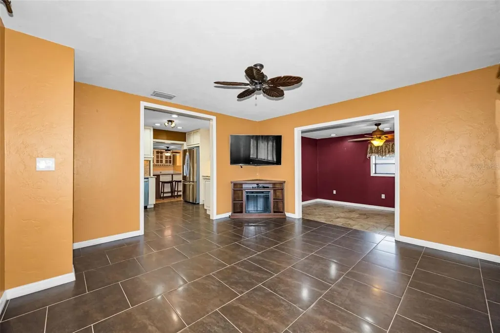 6701 Orchard Drive N St Petersburg FL 33702