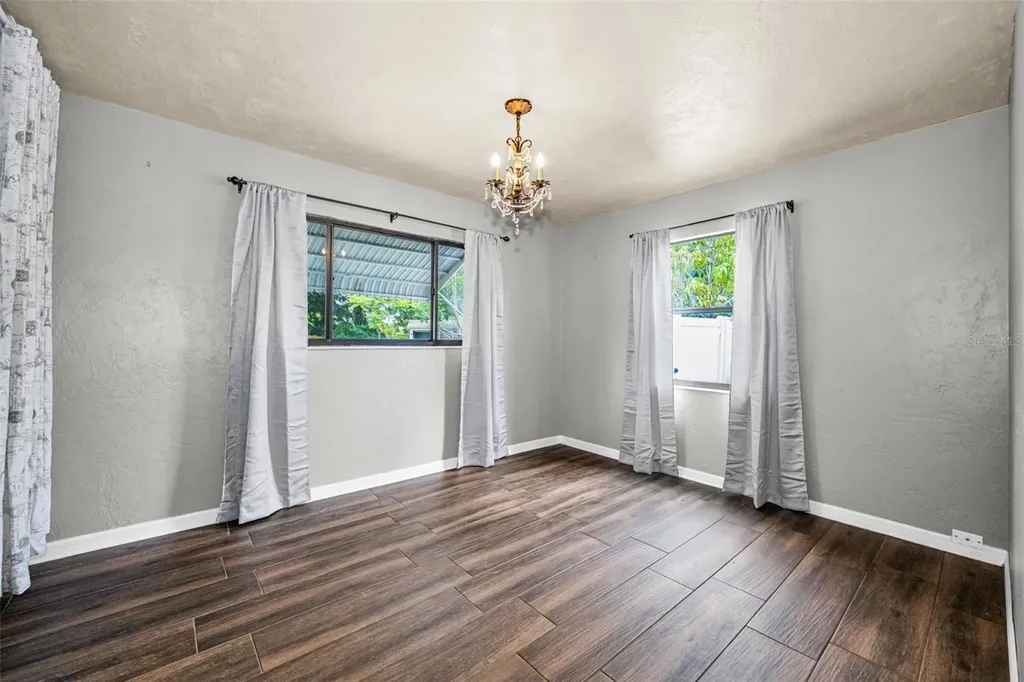 6701 Orchard Drive N St Petersburg FL 33702