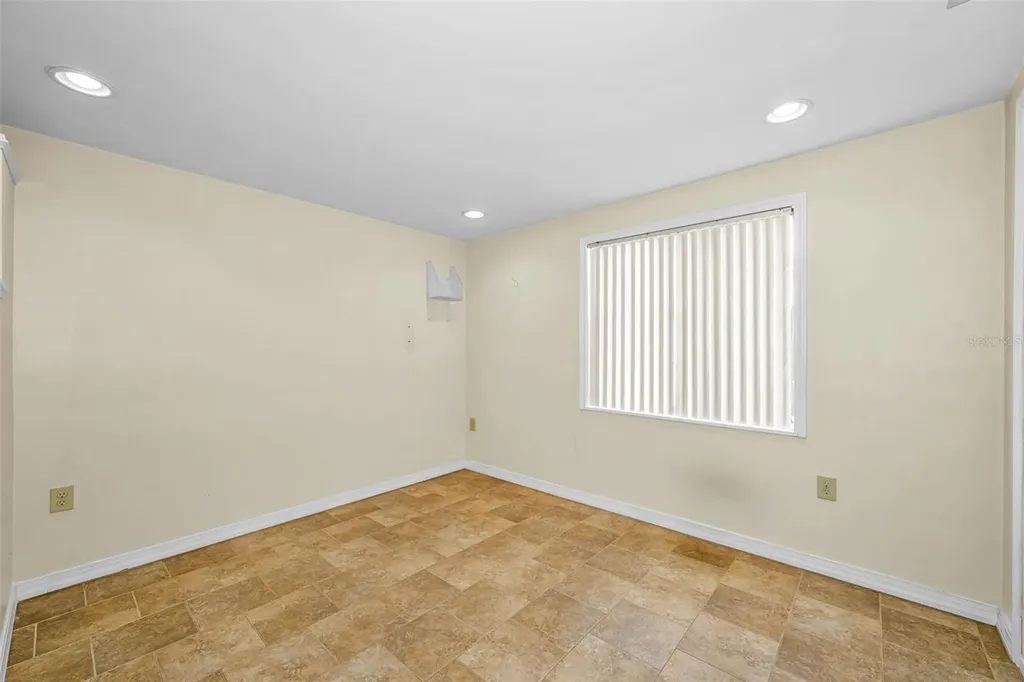 6701 Orchard Drive N St Petersburg FL 33702