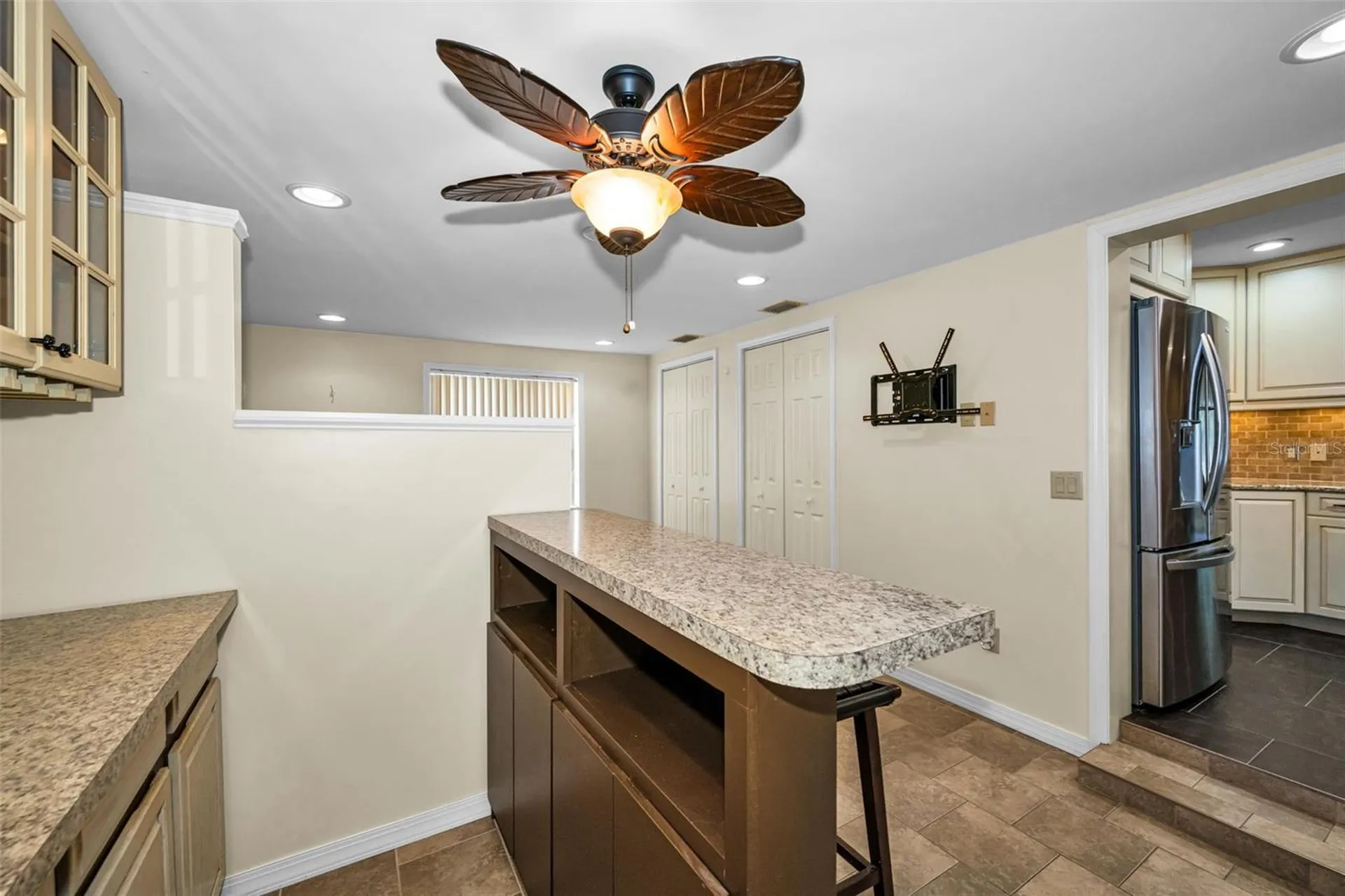 6701 Orchard Drive N St Petersburg FL 33702