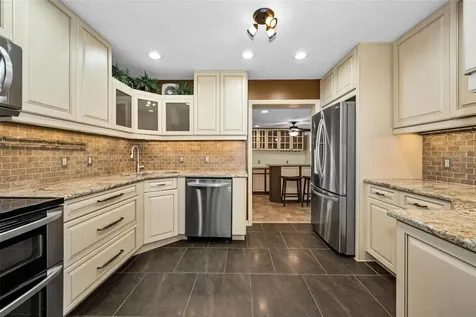 6701 Orchard Drive N St Petersburg FL 33702