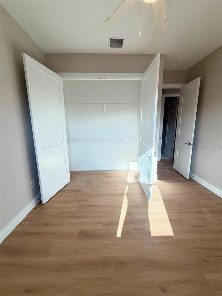 4314 W Gray Street Tampa FL 33609