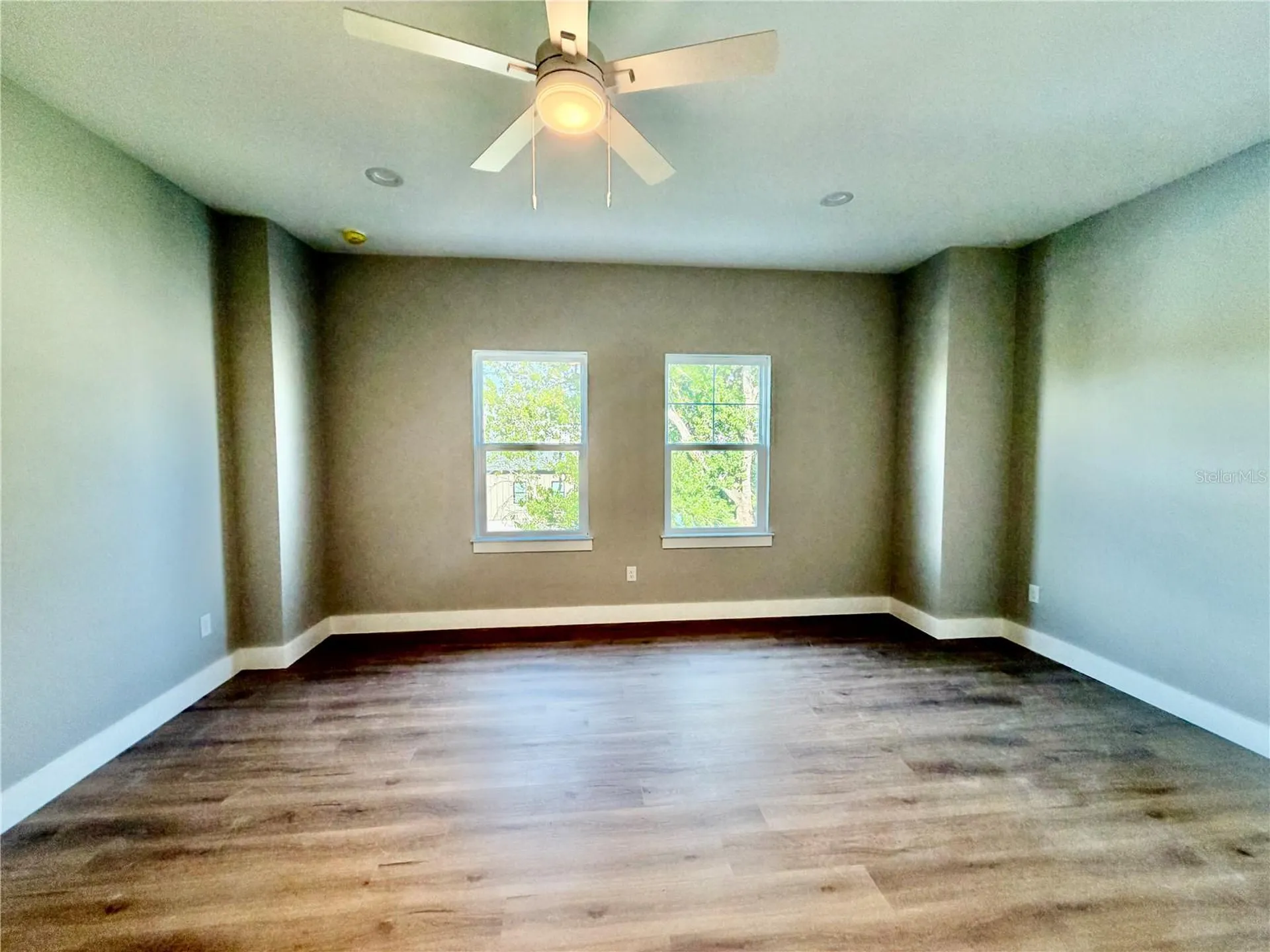 4314 W Gray Street Tampa FL 33609