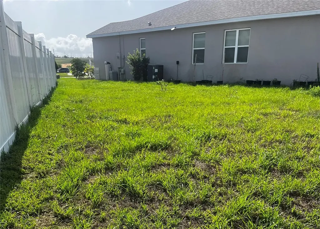 236 Hillcrest Drive Dundee FL 33838
