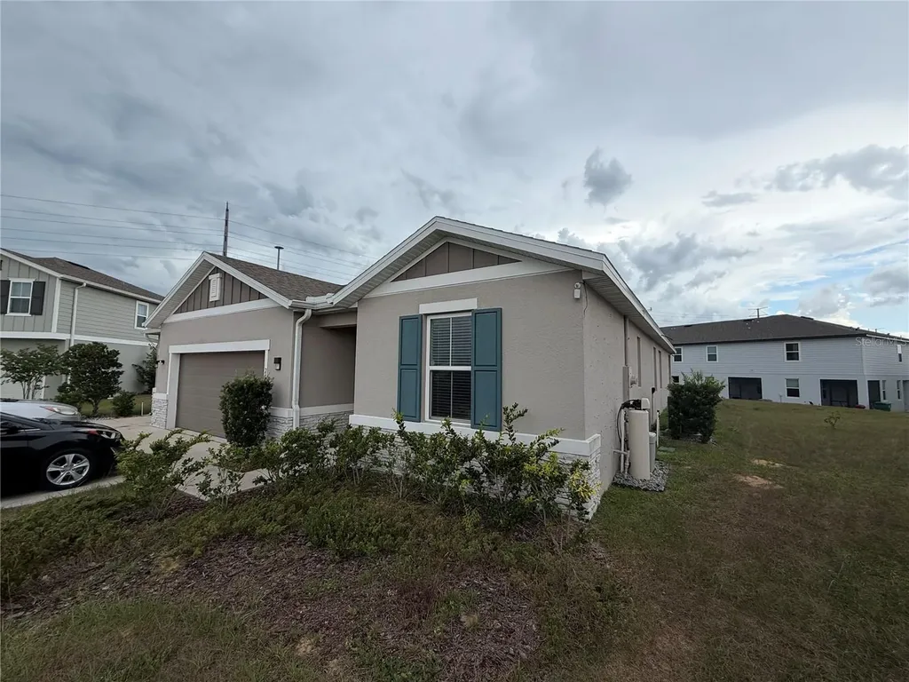 236 Hillcrest Drive Dundee FL 33838
