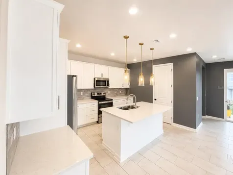 236 Hillcrest Drive Dundee FL 33838