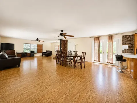 2515 16th Avenue Drive E Bradenton FL 34208