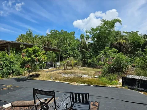 2515 16th Avenue Drive E Bradenton FL 34208
