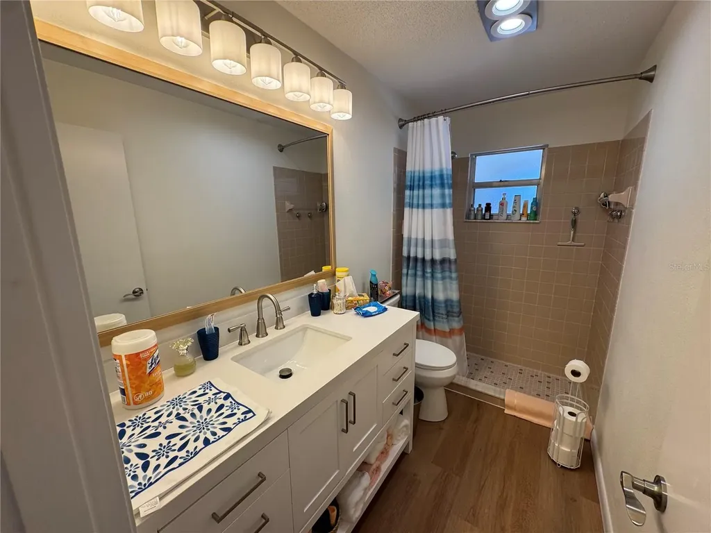 28 Clintwood Avenue Englewood FL 34223
