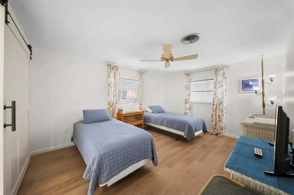 28 Clintwood Avenue Englewood FL 34223