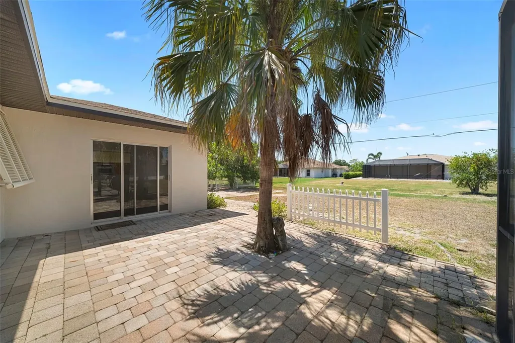28 Clintwood Avenue Englewood FL 34223
