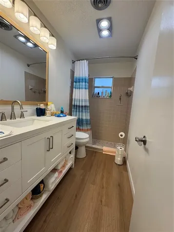 28 Clintwood Avenue Englewood FL 34223