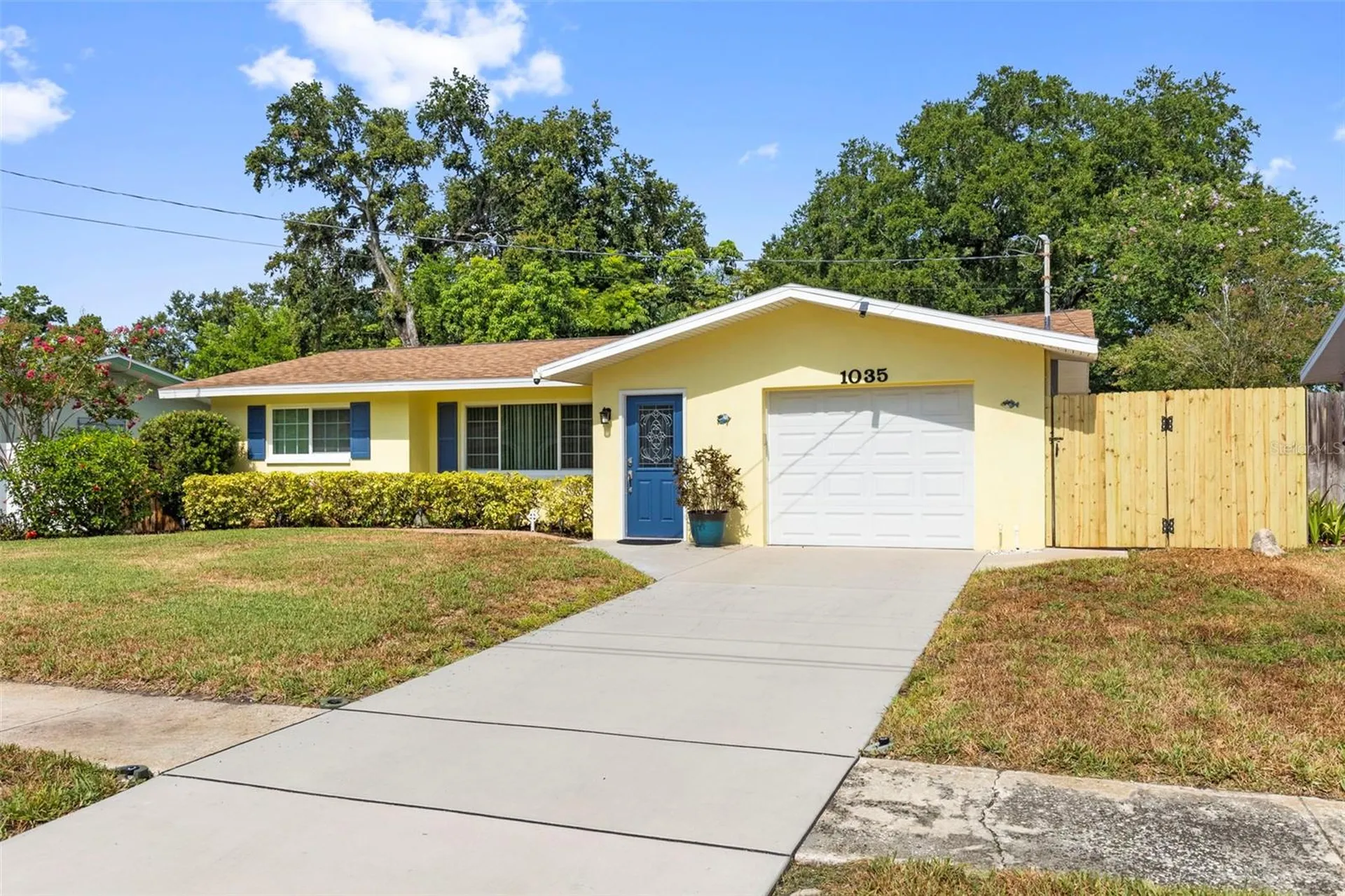 1035 Woodbrook Drive Largo FL 33770